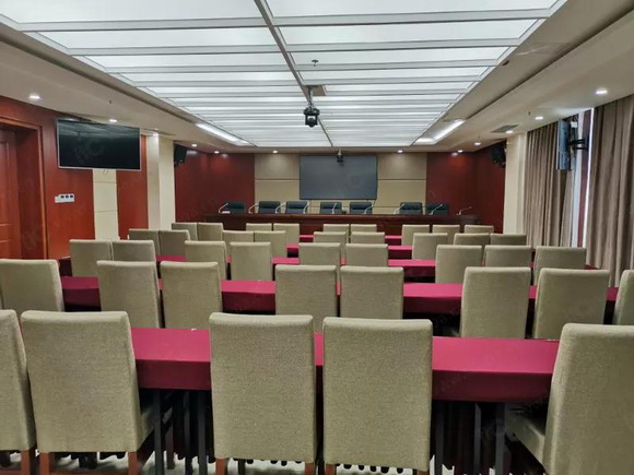 2_resize.jpg 2_resize.jpg