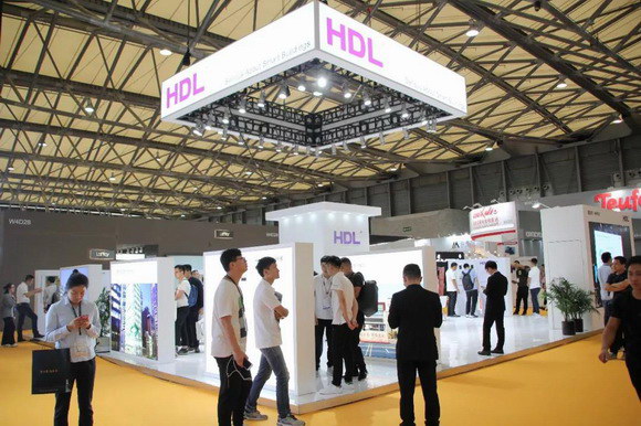 1_resize.jpg 1_resize.jpg