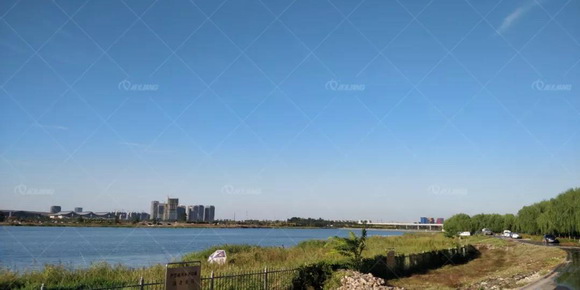 1_resize.jpg 1_resize.jpg