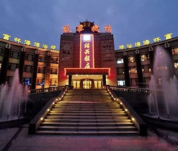 1_resize.jpg 1_resize.jpg