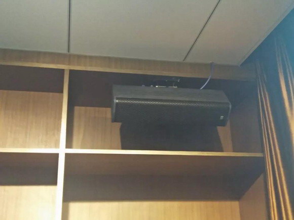 4_resize.jpg 4_resize.jpg