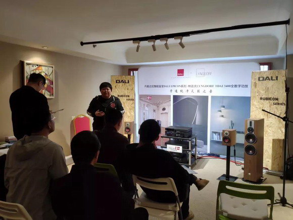 3_resize.jpg 3_resize.jpg