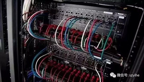 2_resize.jpg 2_resize.jpg